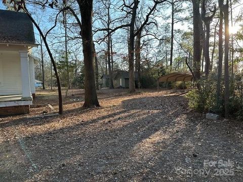 A home in Raeford Township