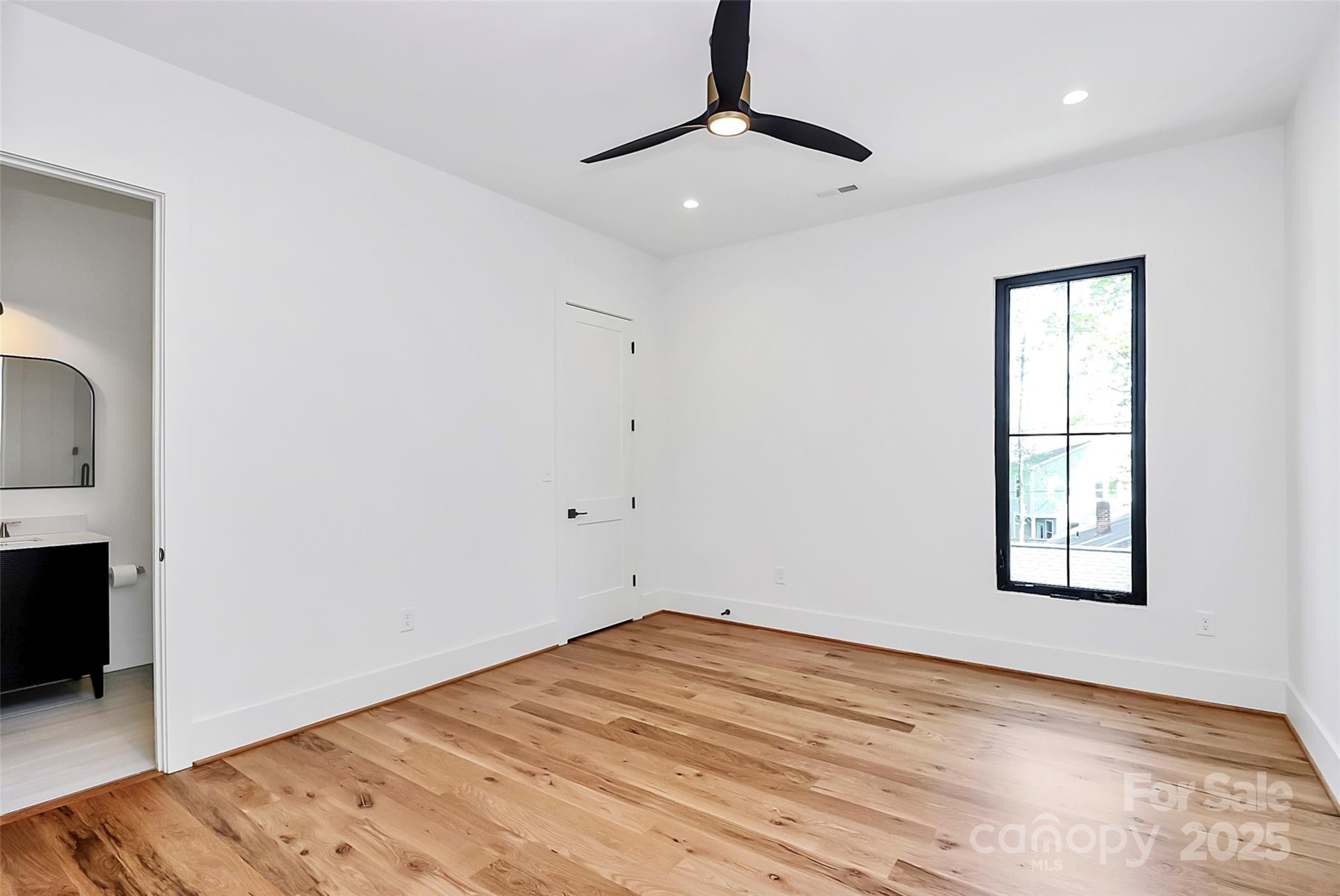 Villa Heights - Residential