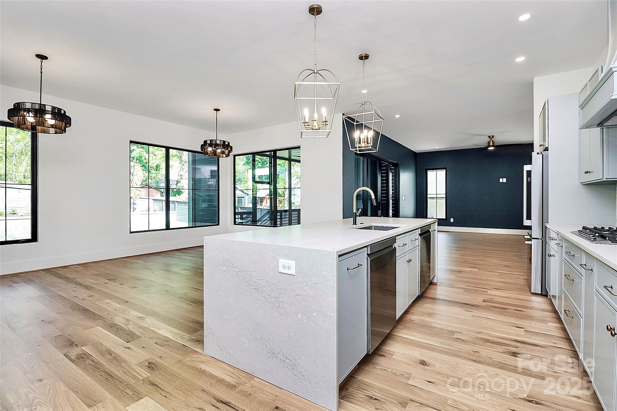 Villa Heights - Residential