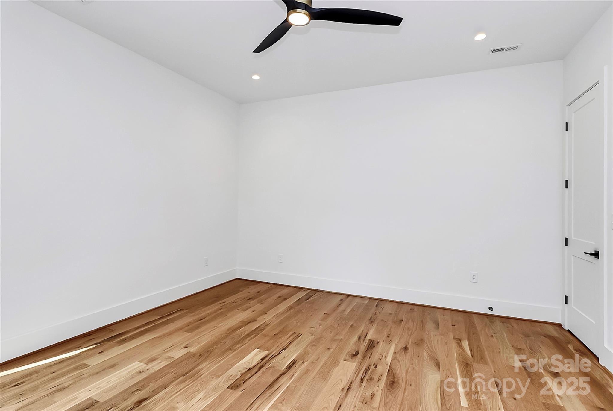 Villa Heights - Residential