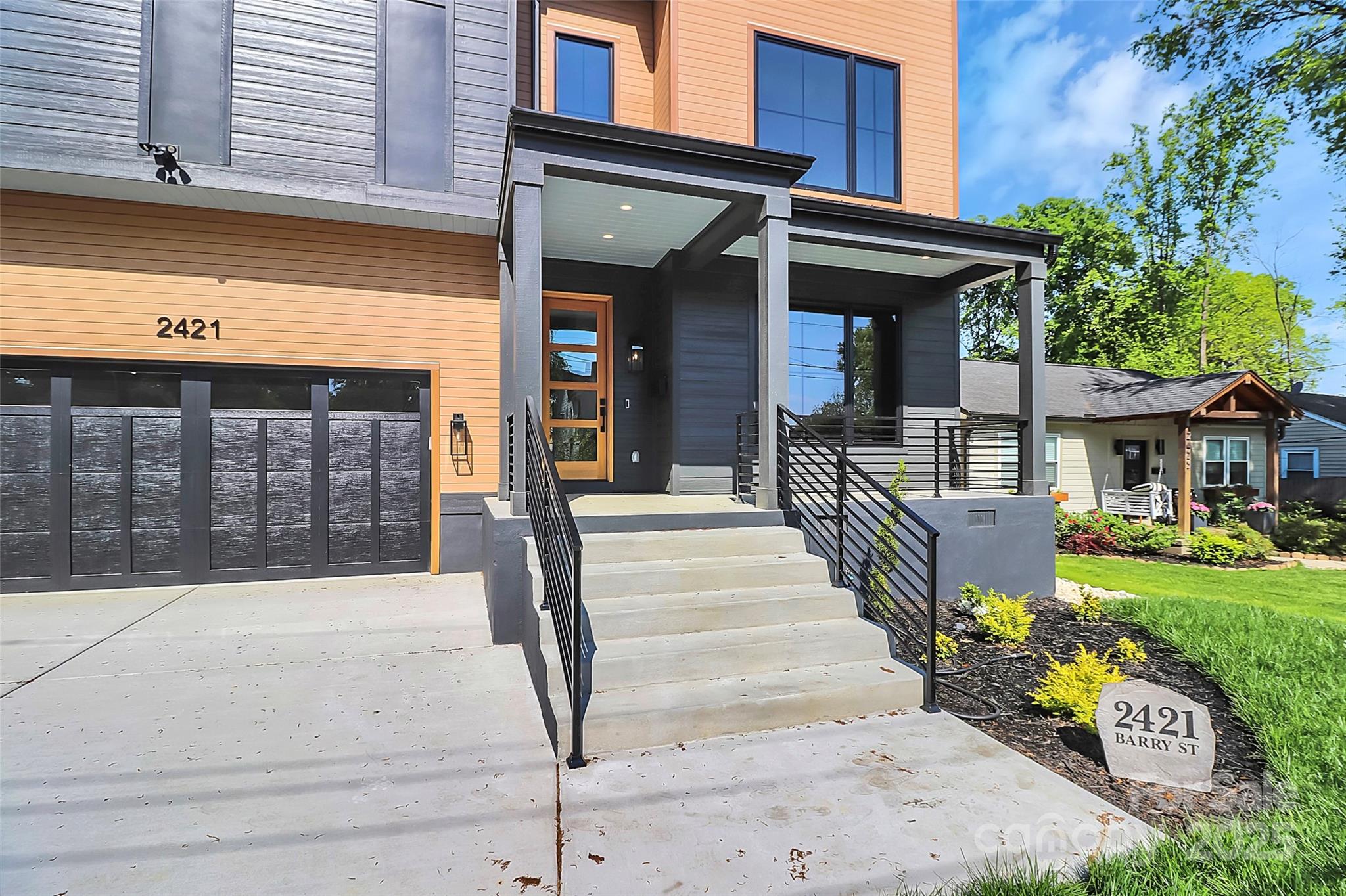 Villa Heights - Residential