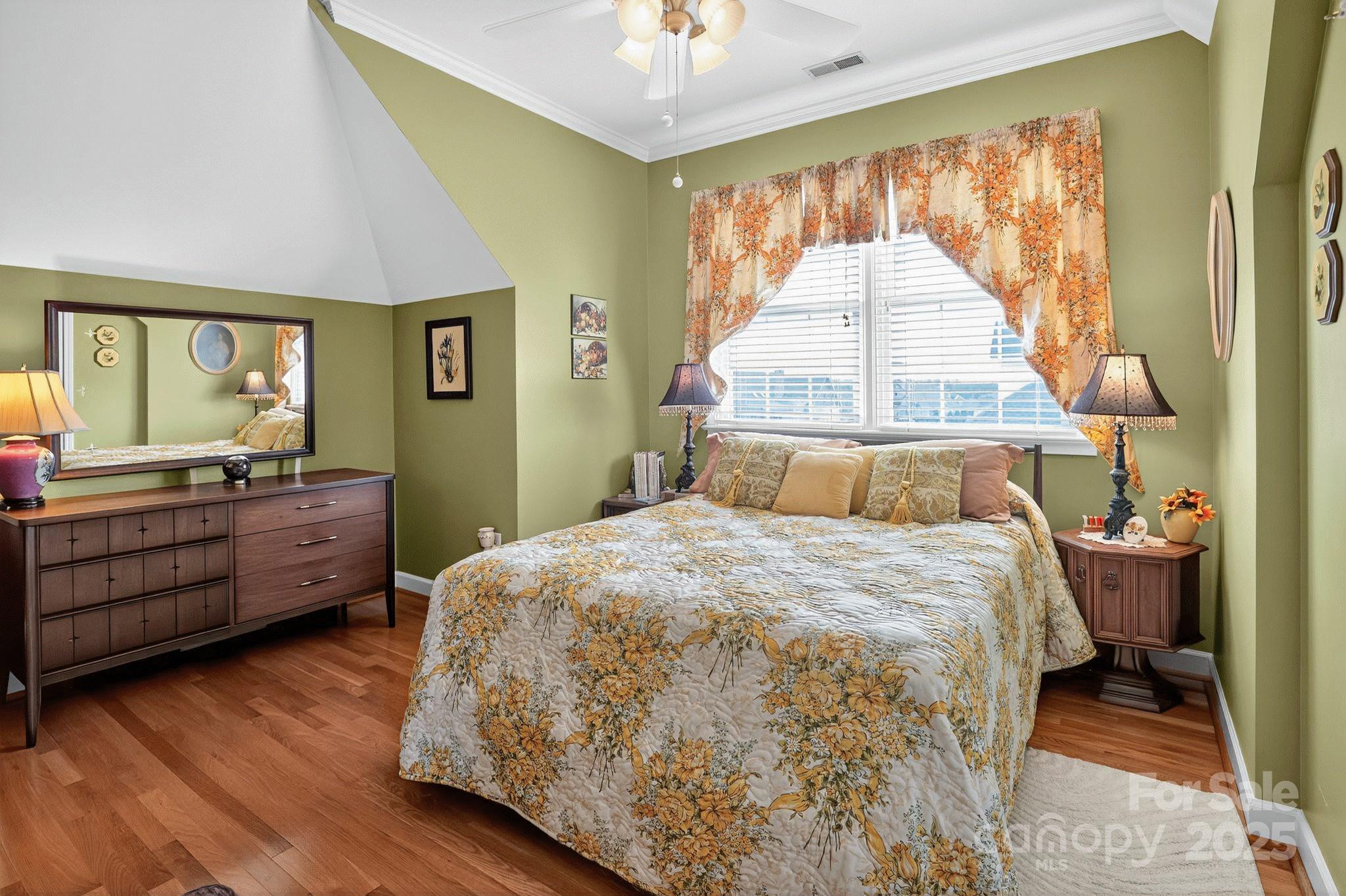 Chandelle - Residential