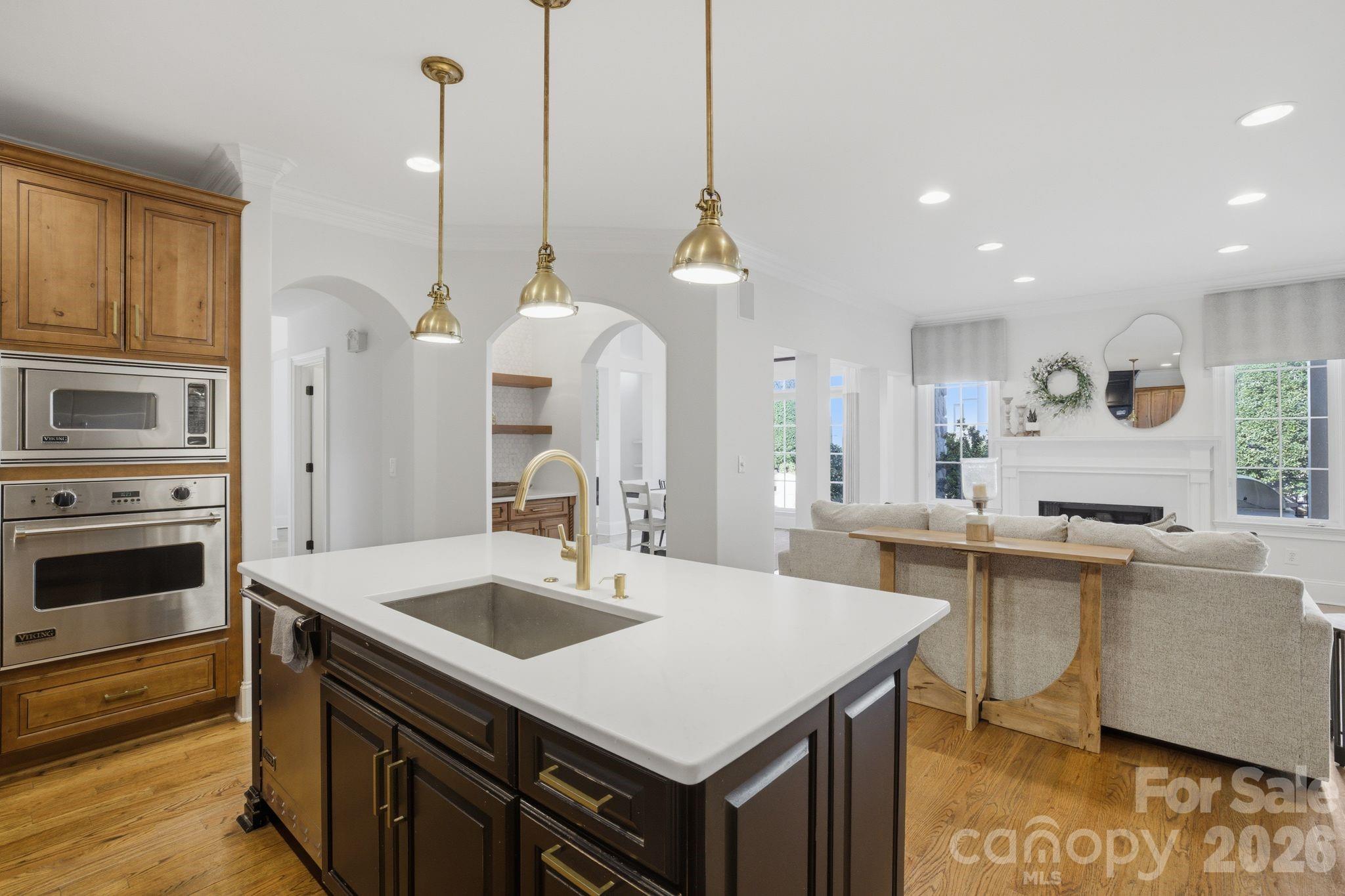 The Peninsula - Residential