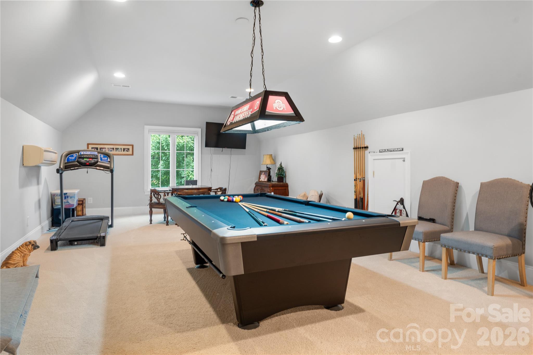 The Peninsula - Residential