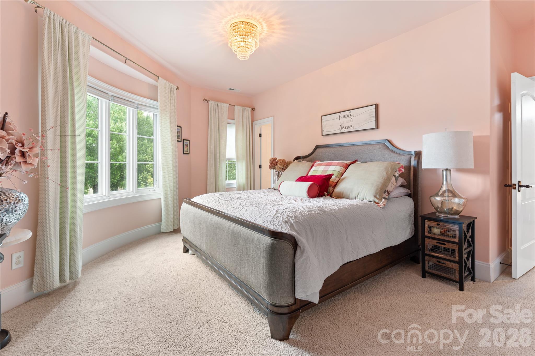 The Peninsula - Residential