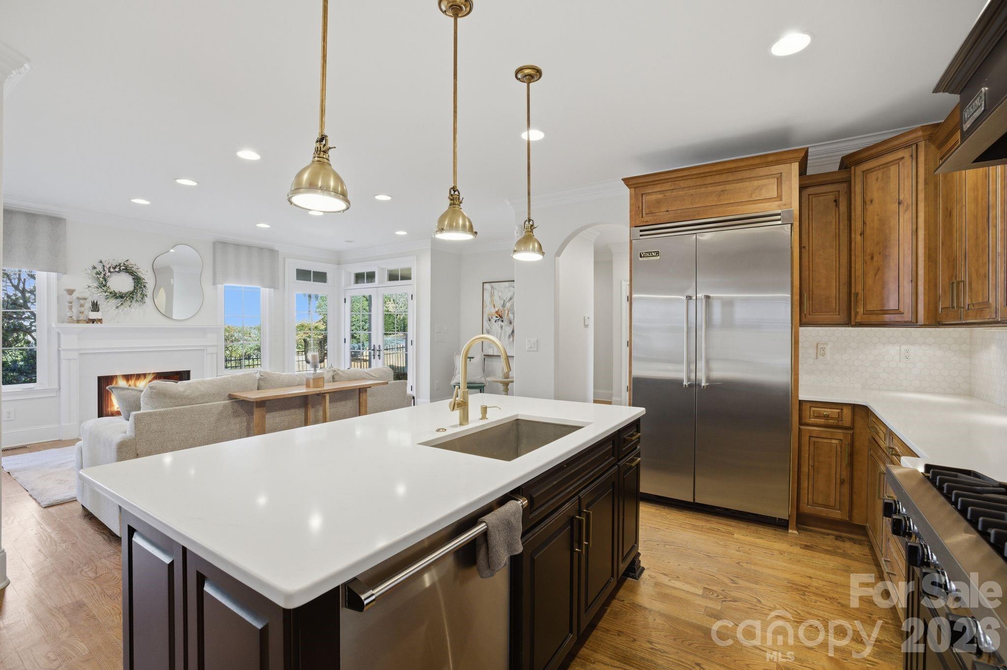 The Peninsula - Residential