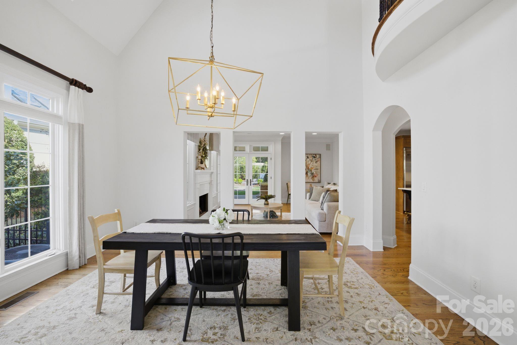 The Peninsula - Residential