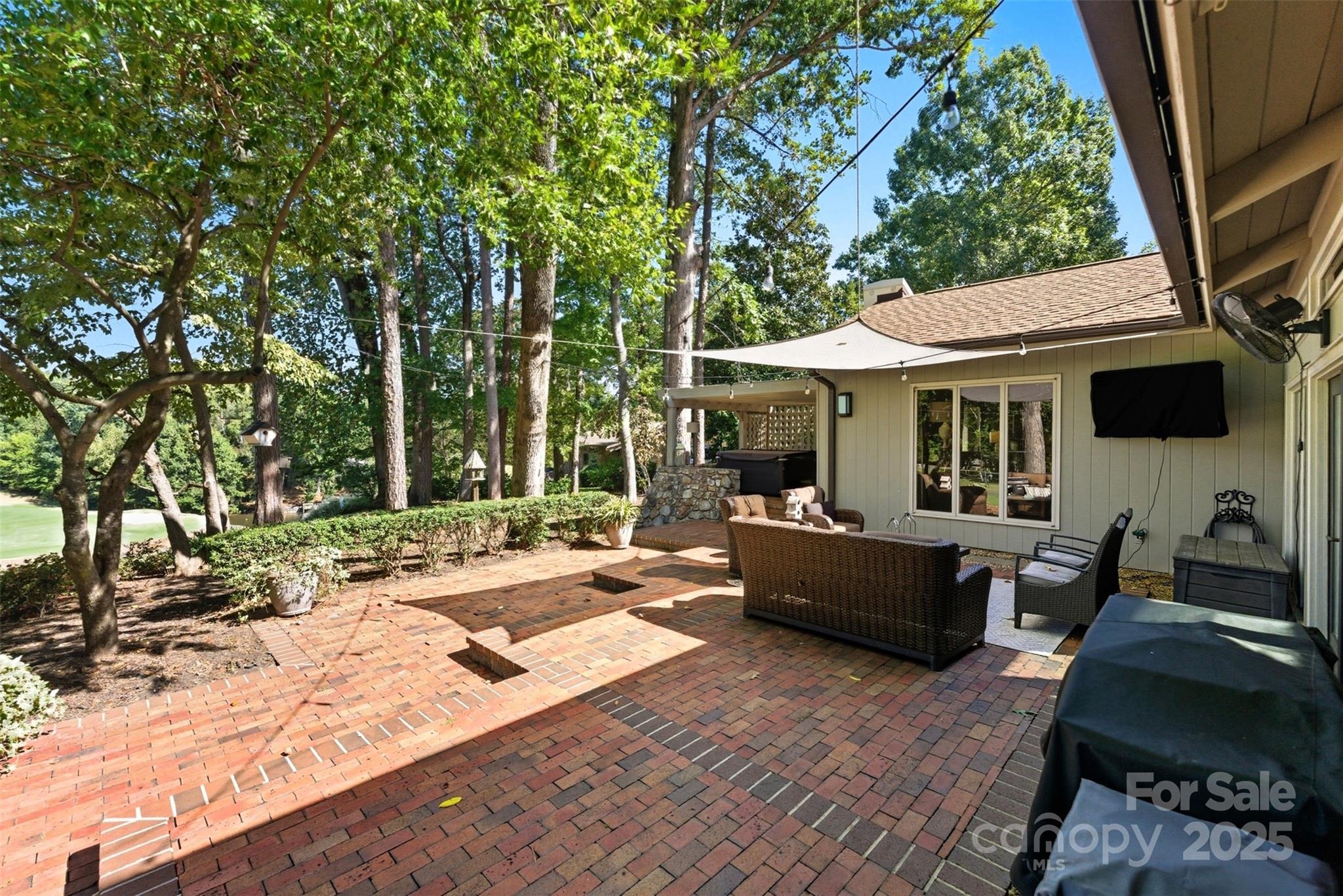 River Hills - Residential