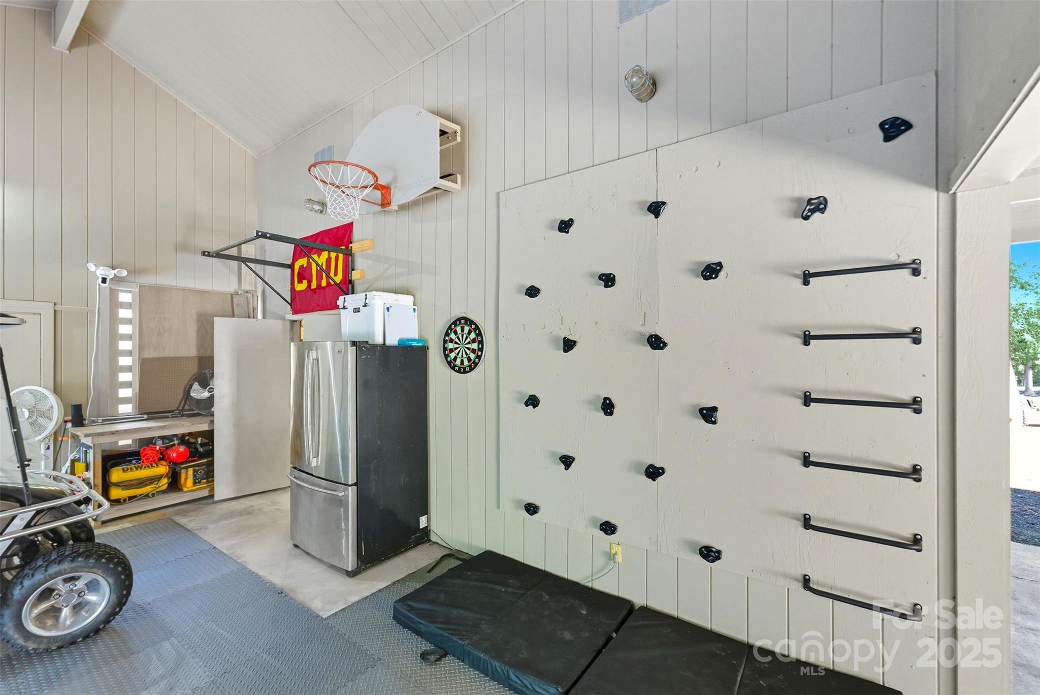 River Hills - Residential