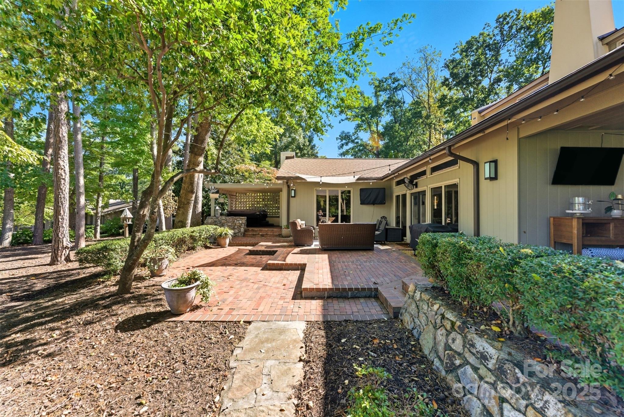 River Hills - Residential