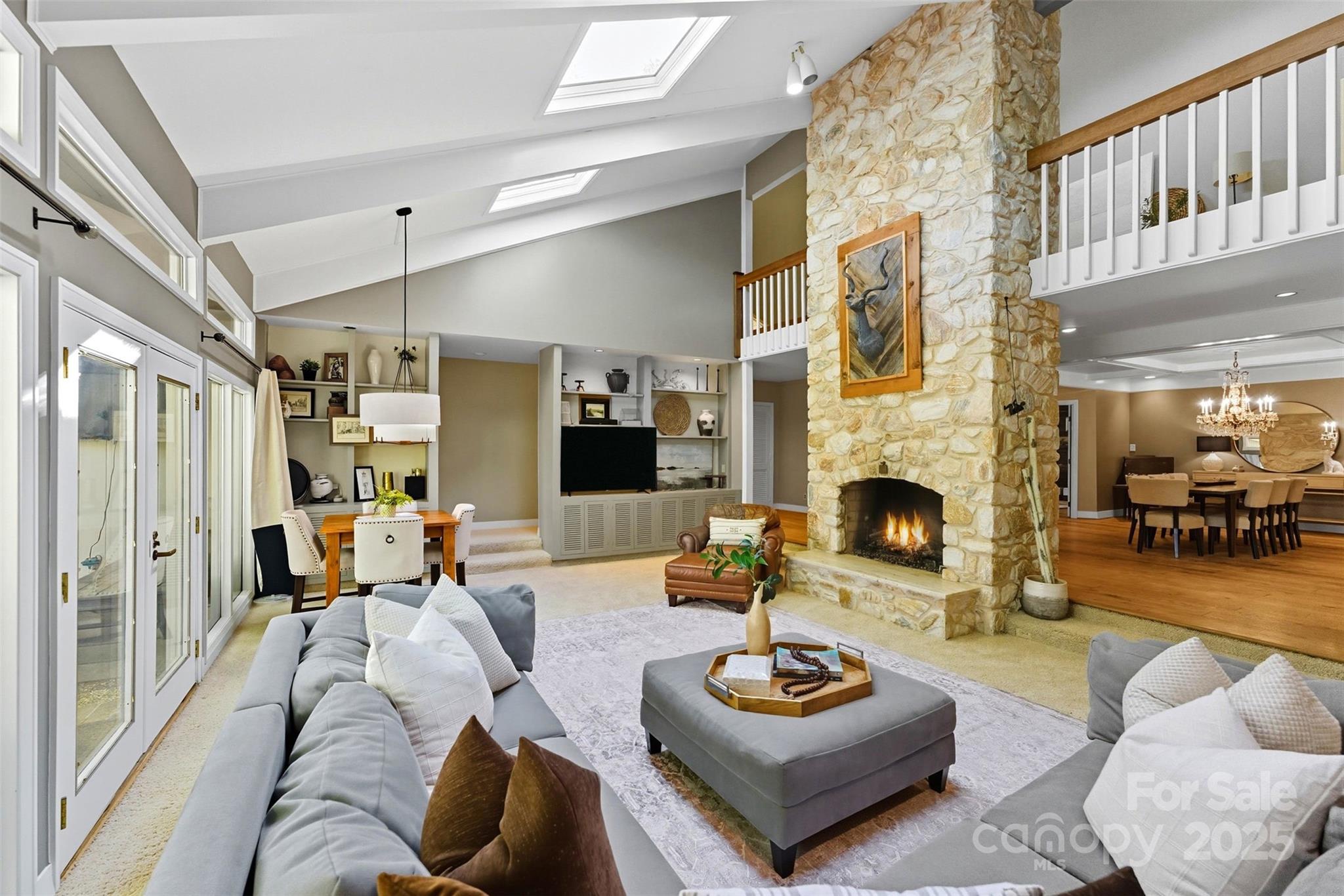 17 Sunrise Point Court