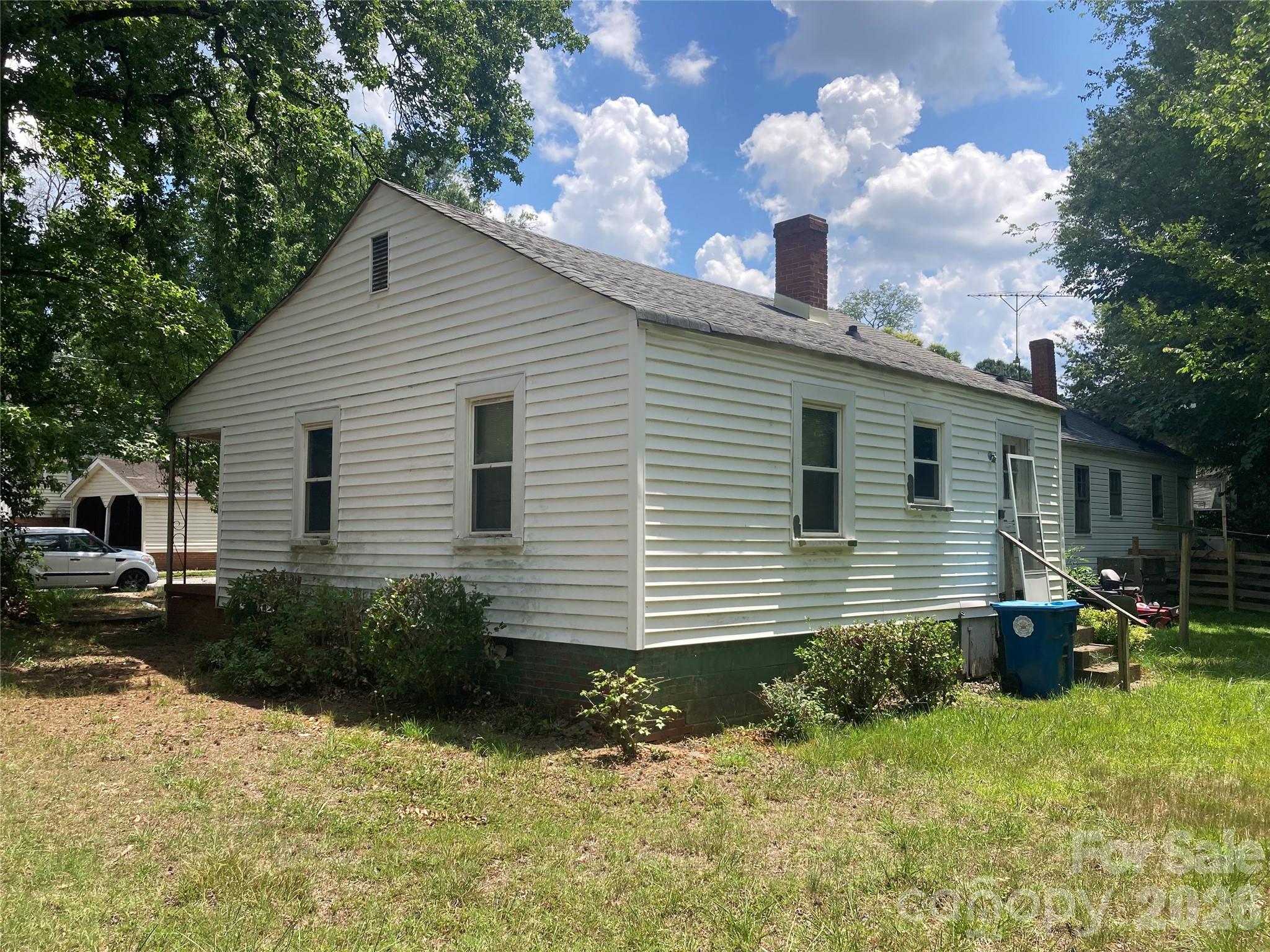 631 Elm Street
