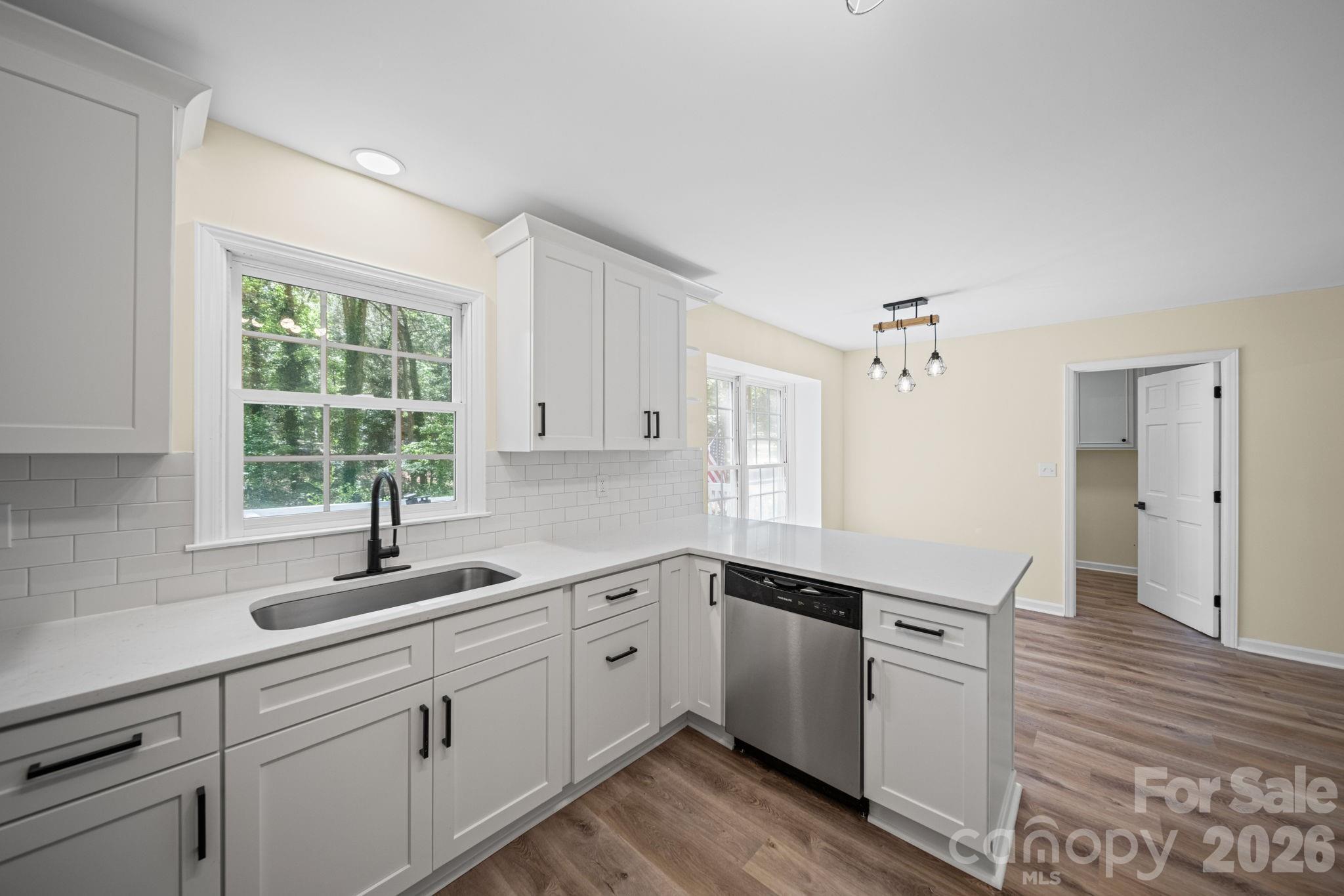 Twin Lakes - Residential