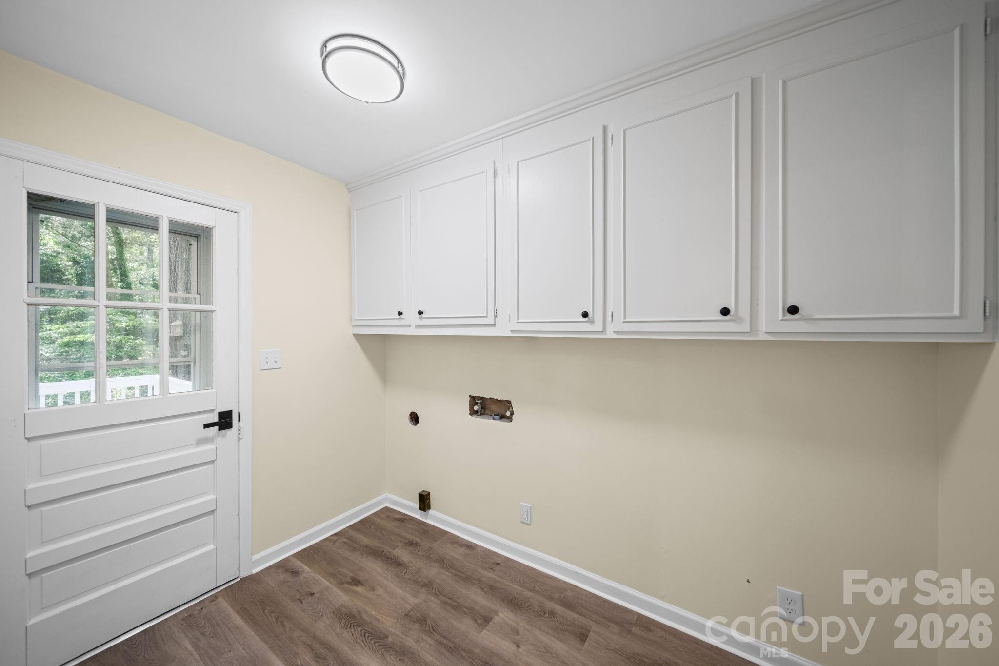 Twin Lakes - Residential