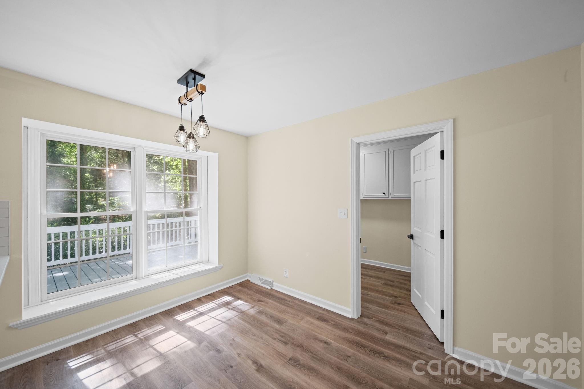 Twin Lakes - Residential
