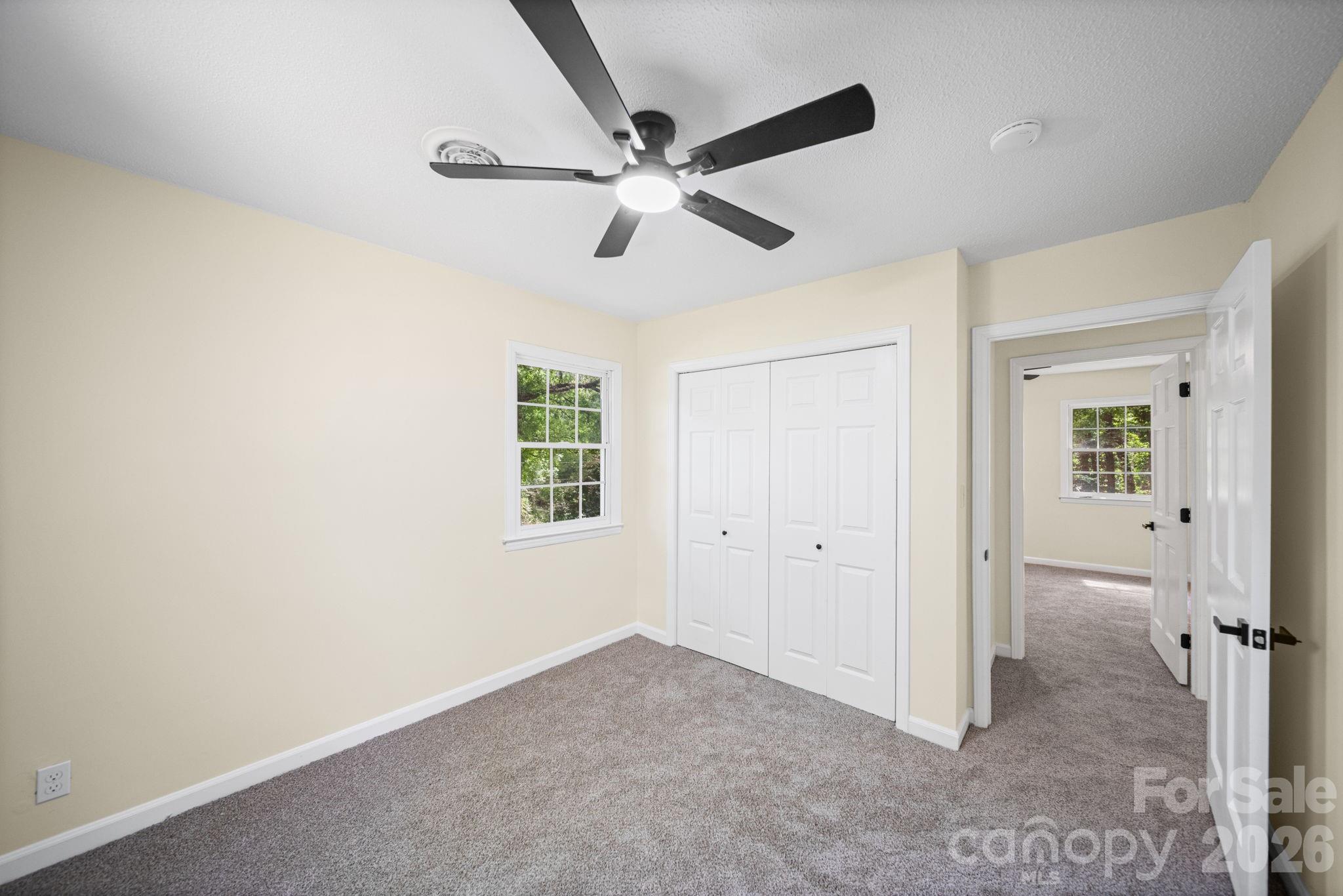 Twin Lakes - Residential