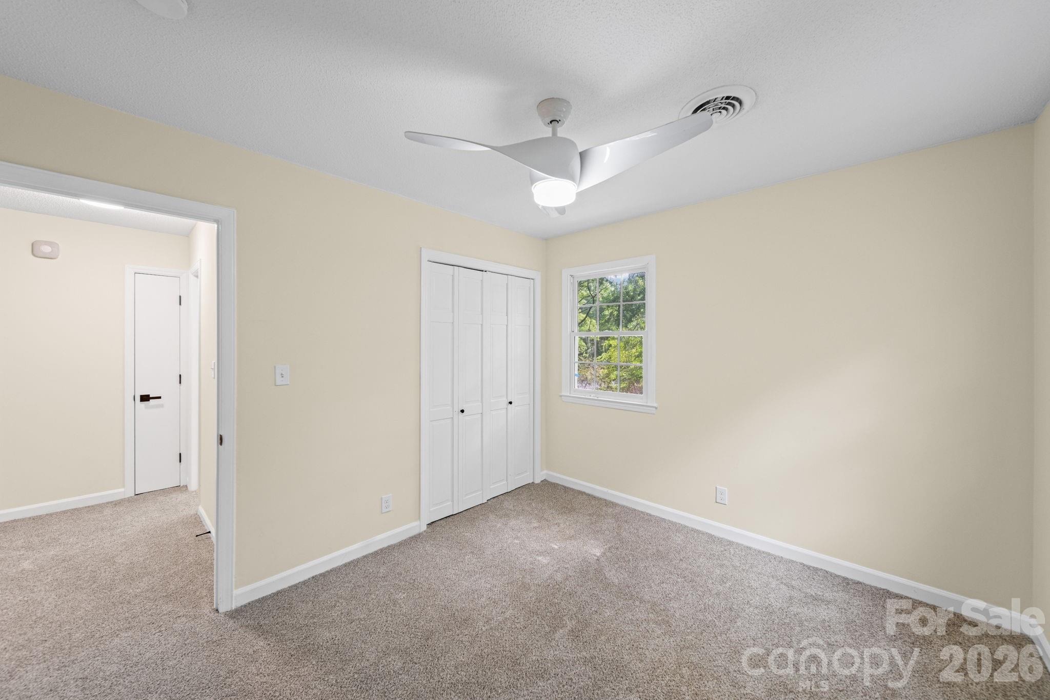 Twin Lakes - Residential
