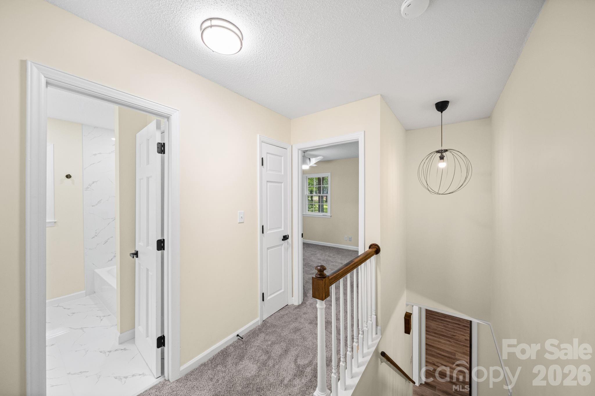 Twin Lakes - Residential
