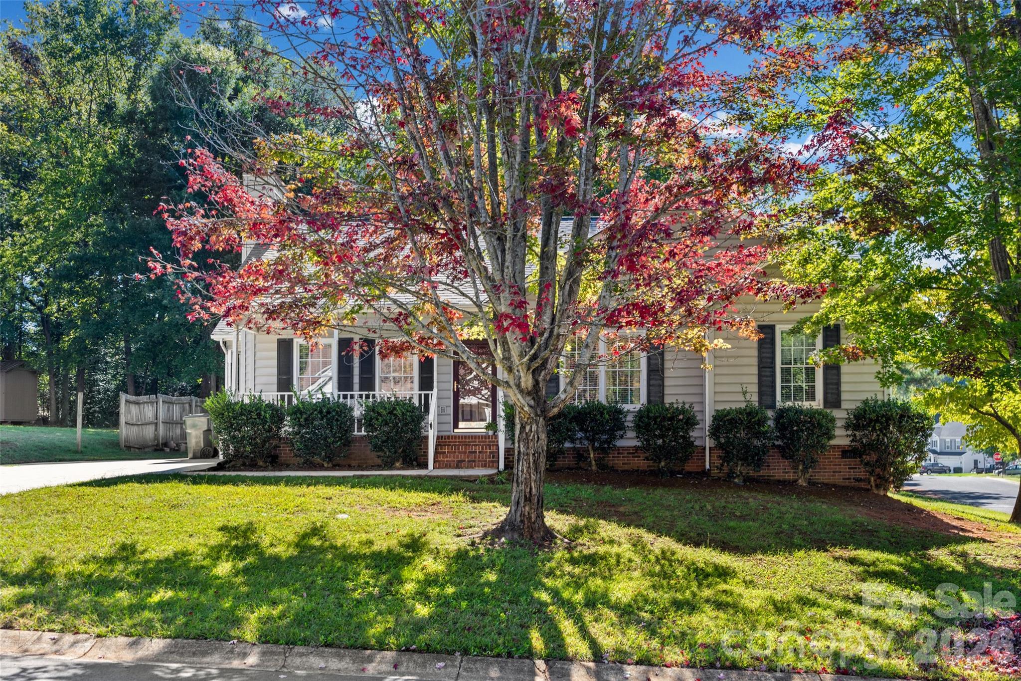 800 Thistledown Drive