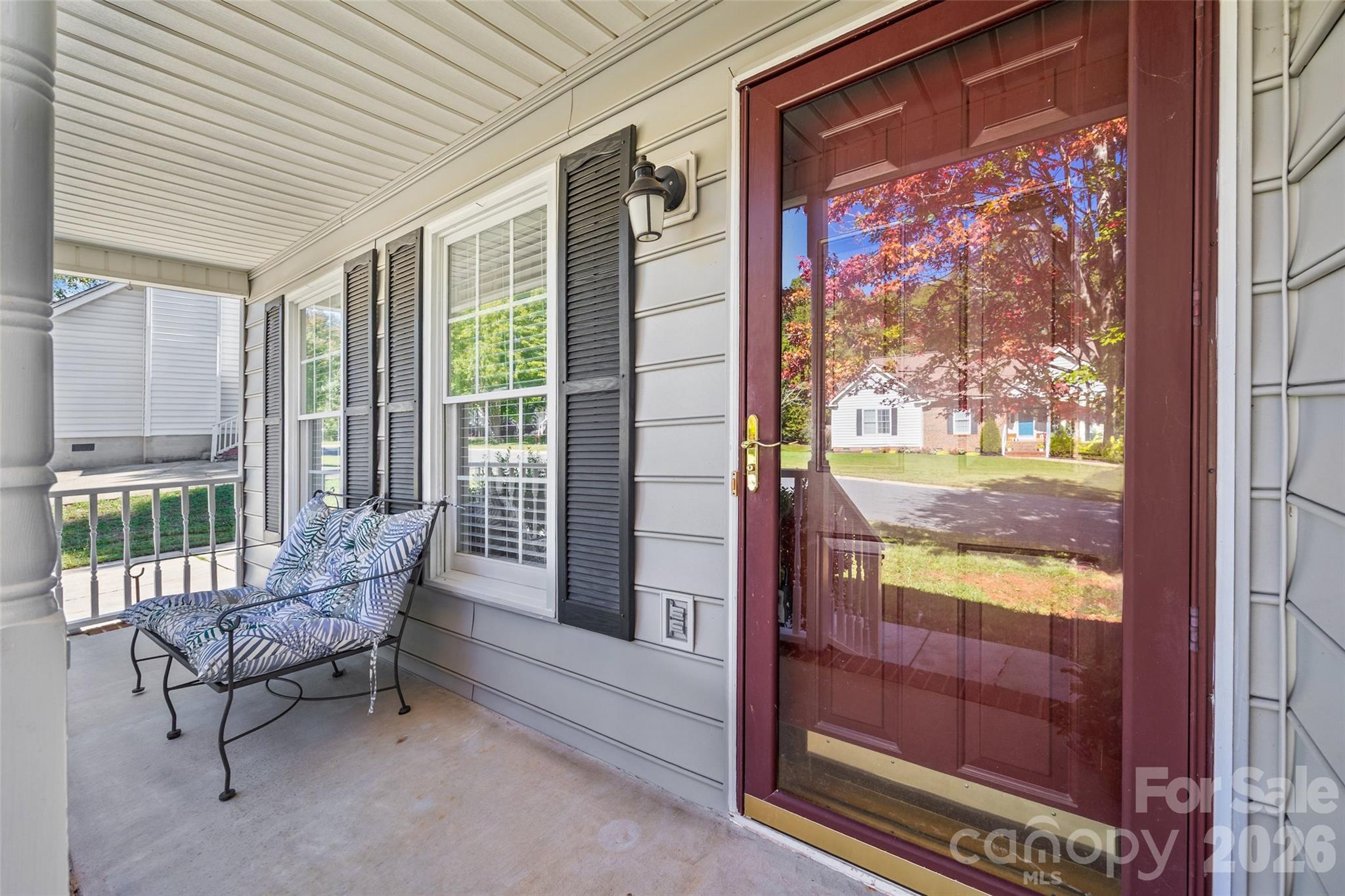 800 Thistledown Drive