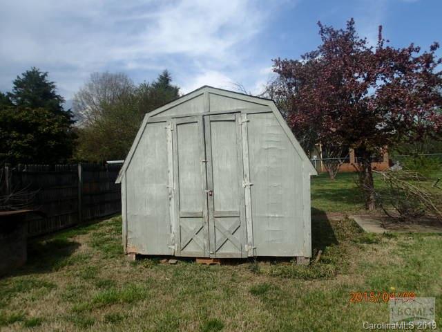 The Ponderosa - Residential