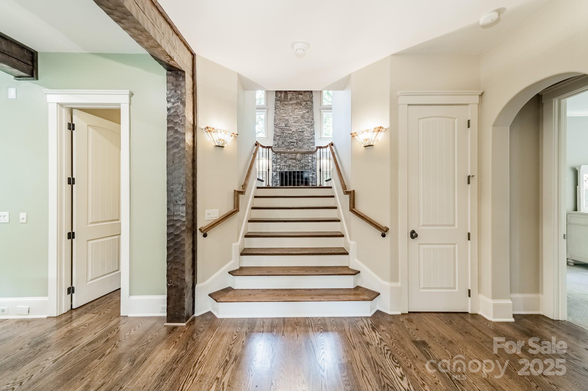 157 Dedham Loop