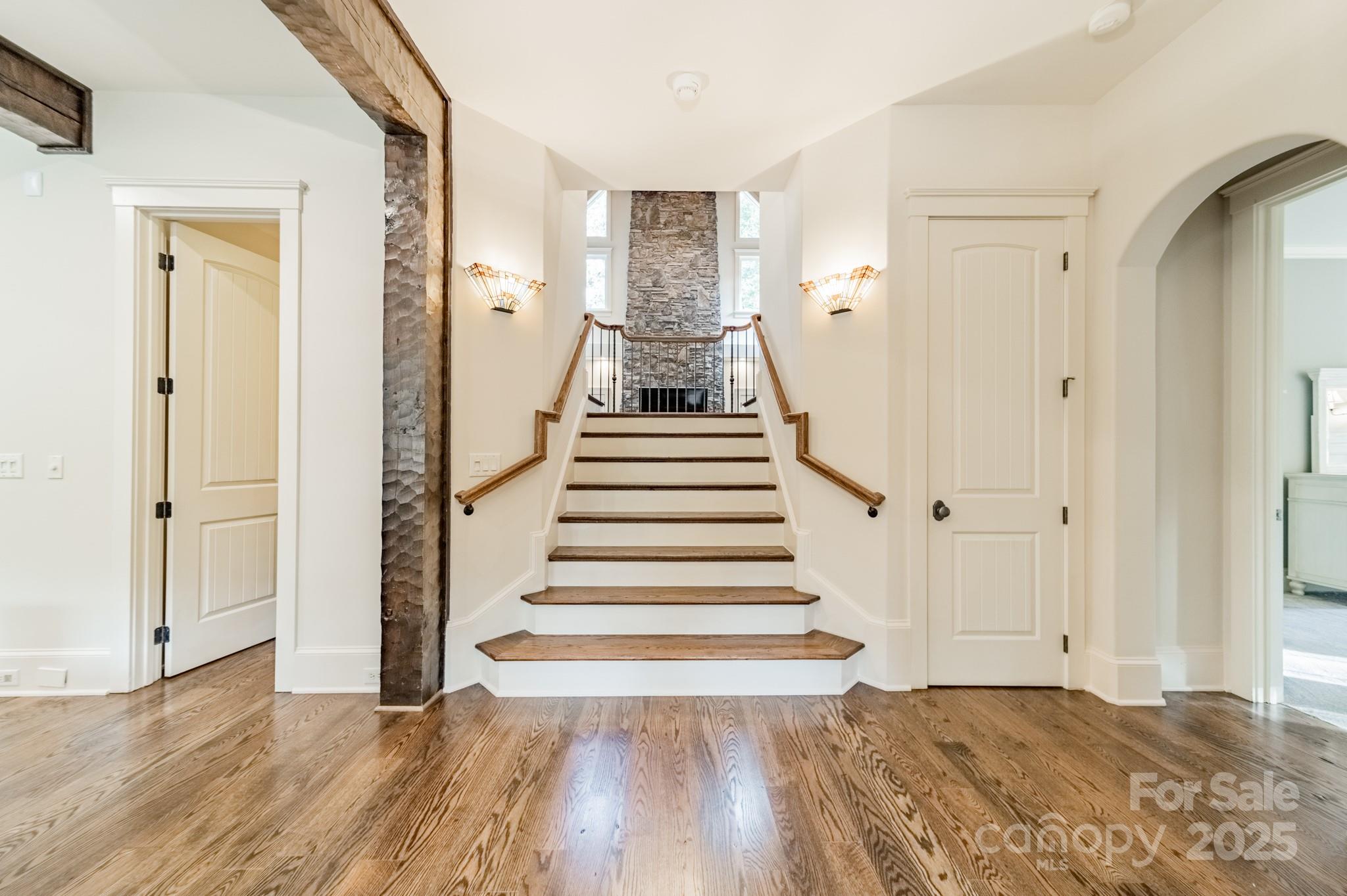 157 Dedham Loop
