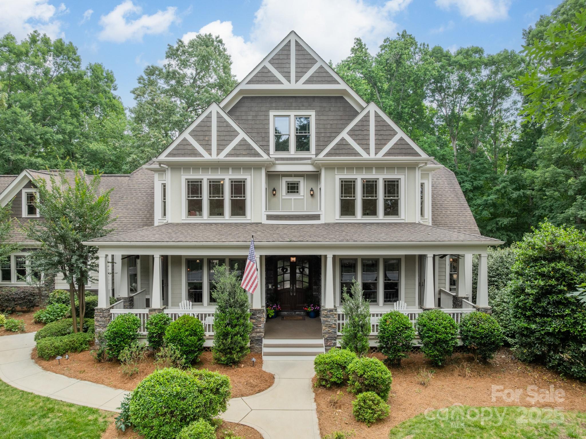 157 Dedham Loop