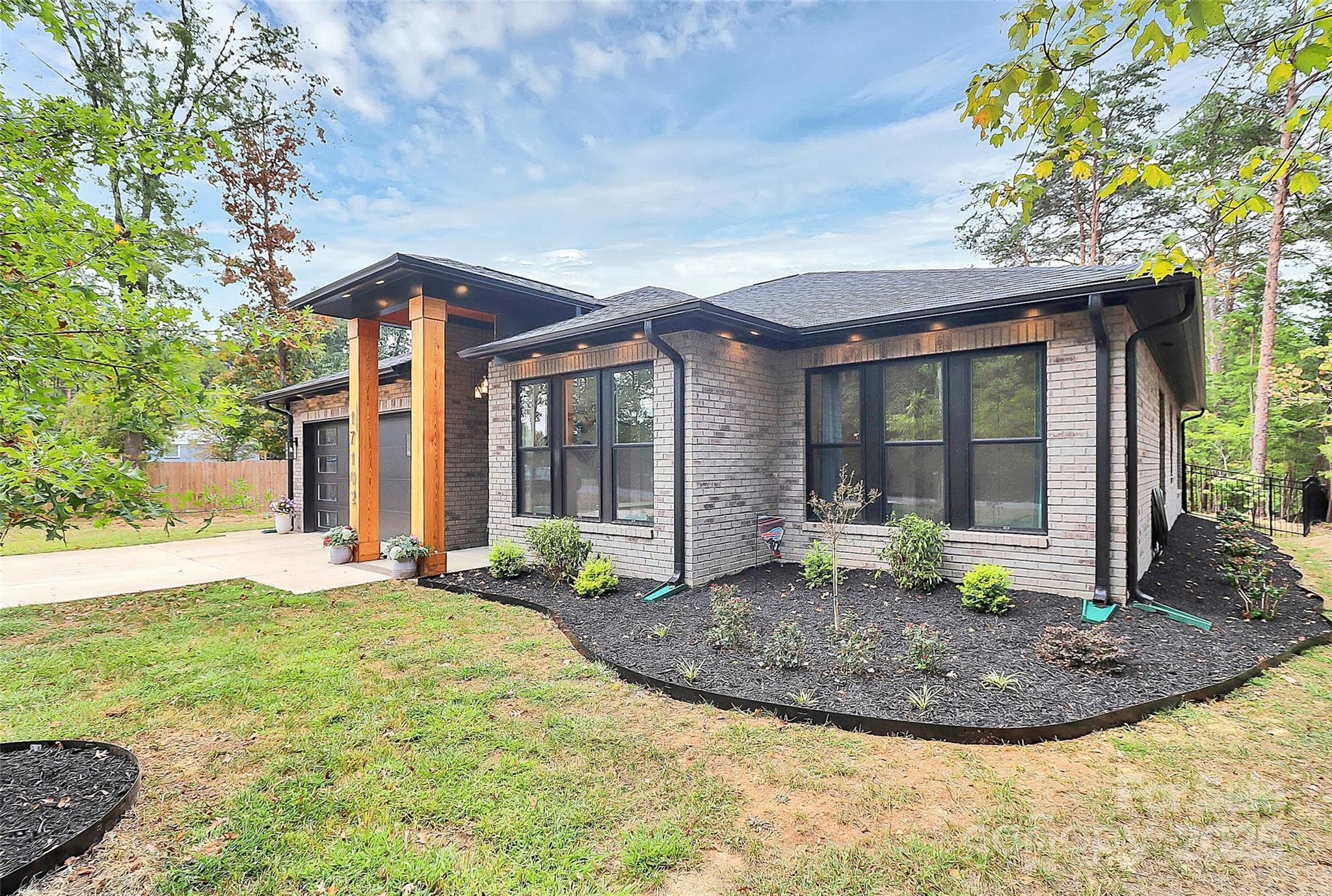 17102 Green Hill Road