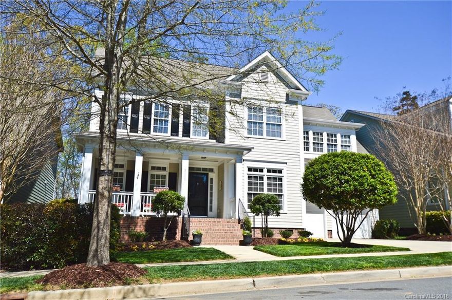 Baxter Fantastic! 5BR/4BA, quiet wooded backyard home with all the extras! Enjoy socializing with neighbors on the rocking chair front porch. This open floor plan features hrd. wds., chef kitchen w/ dbl. ovens, upgraded cabinetry, guest BR. w/ full bath on main floor. Large Master, w/ luxurious bath, dual vanities, soaking tub. Gigantic bonus. Prof. landscaped, private backyard w/ screened in porch.