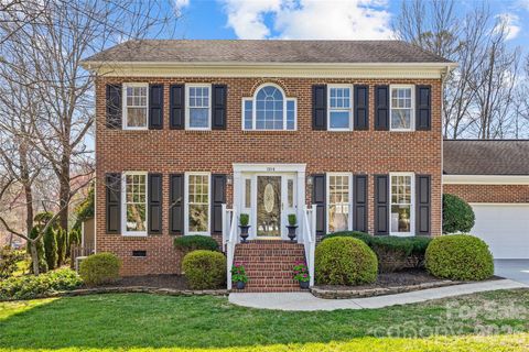 Photo of 1104 Hulston Court, Charlotte, NC 28211 (MLS # 4354975)
