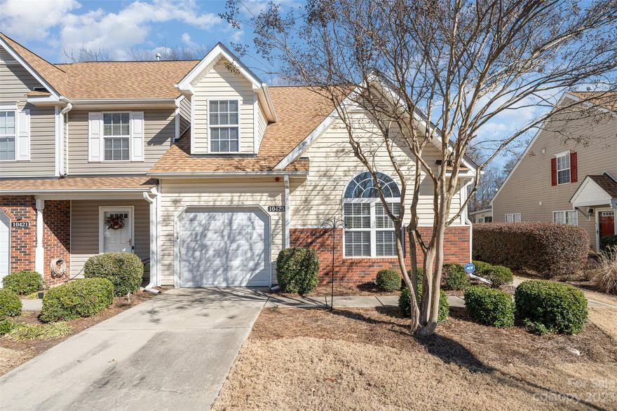 Pristine end unit townhome nestled in desirable Covington at Providence. Featuring a main-level primary bedroom w/ a luxurious ensuite for comfort & convenience. Completed transformative renovation w/ brand-new LVP flooring adding a touch of elegance to every step. A chef's delight kitchen w/ beautiful granite, new SS appliances & gas range sporting style & functionality. New lighting fixtures illuminate the space with a warm & inviting glow. Upgraded plumbing fixtures to sleek & modern hardware offers a seamless blend of contemporary aesthetics. Stylish paint colors breathe new life into the interior creating sophistication & charm. Perfect ambiance with it's gas fireplace & contemporary fan complimenting both design & space. Brand new water heater, washer/dryer equipped ensures move in ready & convenience. A showcase of thoughtful upgrades & meticulous care embraces a lifestyle of luxury & comfort in a great Charlotte location. Welcome home to a residence where all it needs is...you!