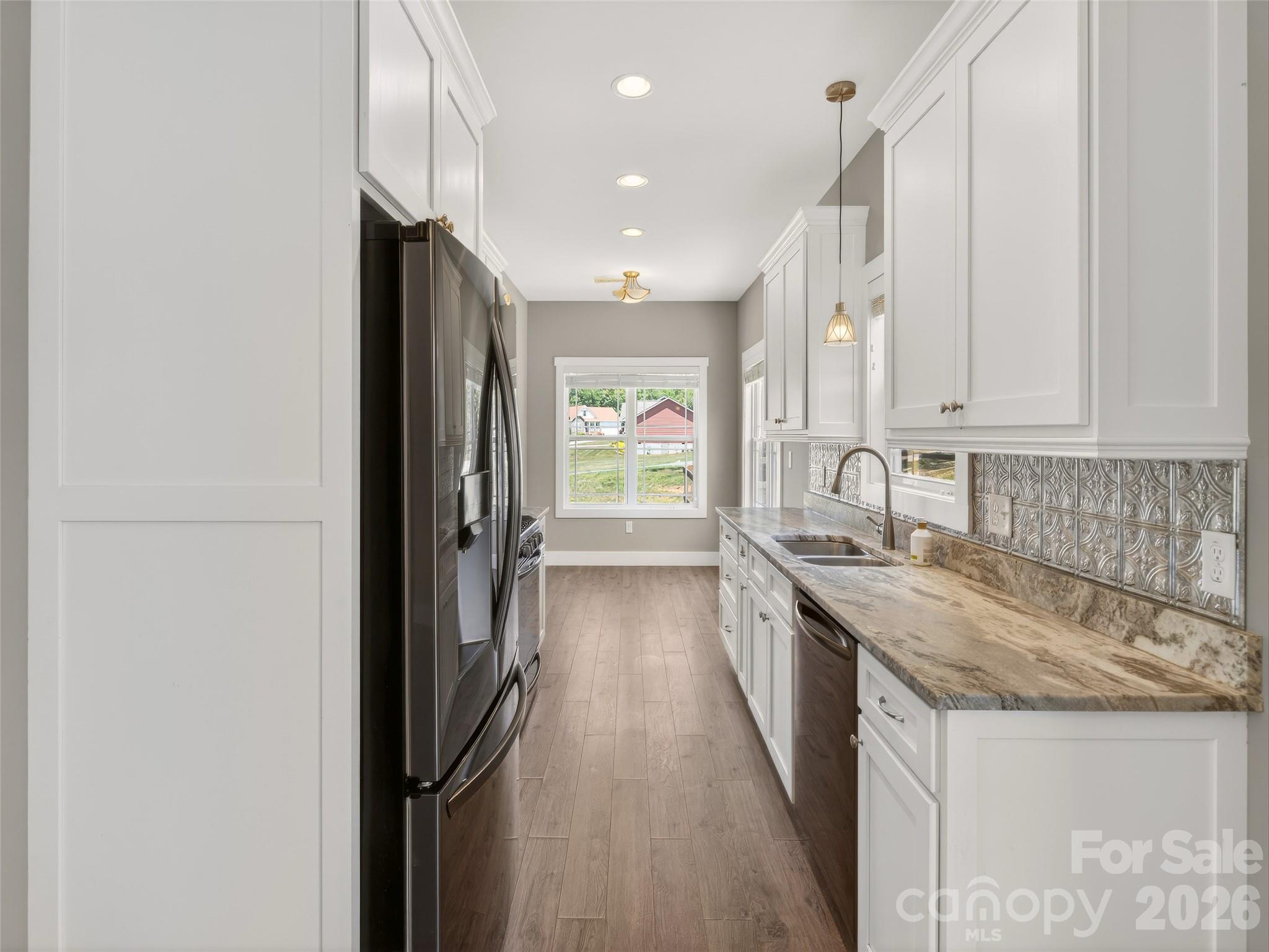 Waters Edge - Residential