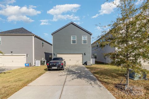 A home in Huntersville