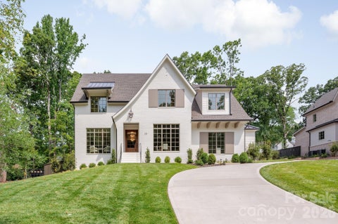 Photo of 221 Hargett Court, Charlotte, NC 28211 (MLS # 4397537)