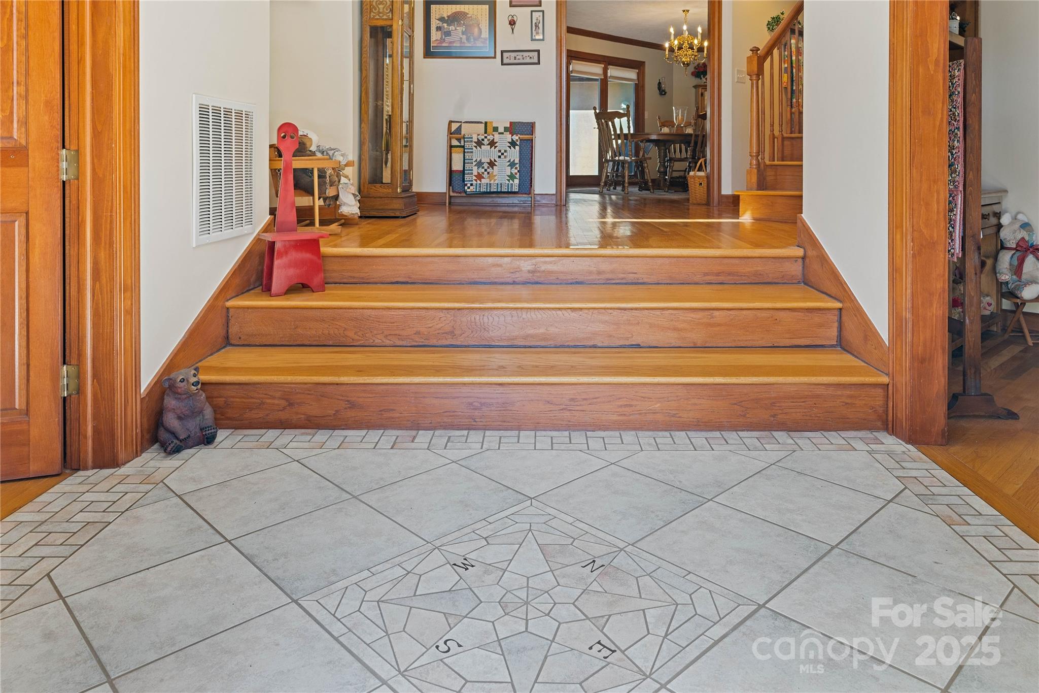 3001 Hickory Nut Trail