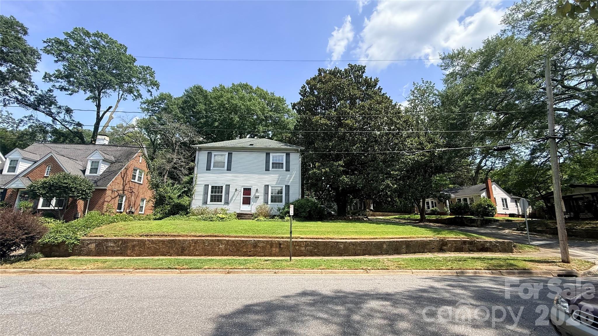 614 Neil Street