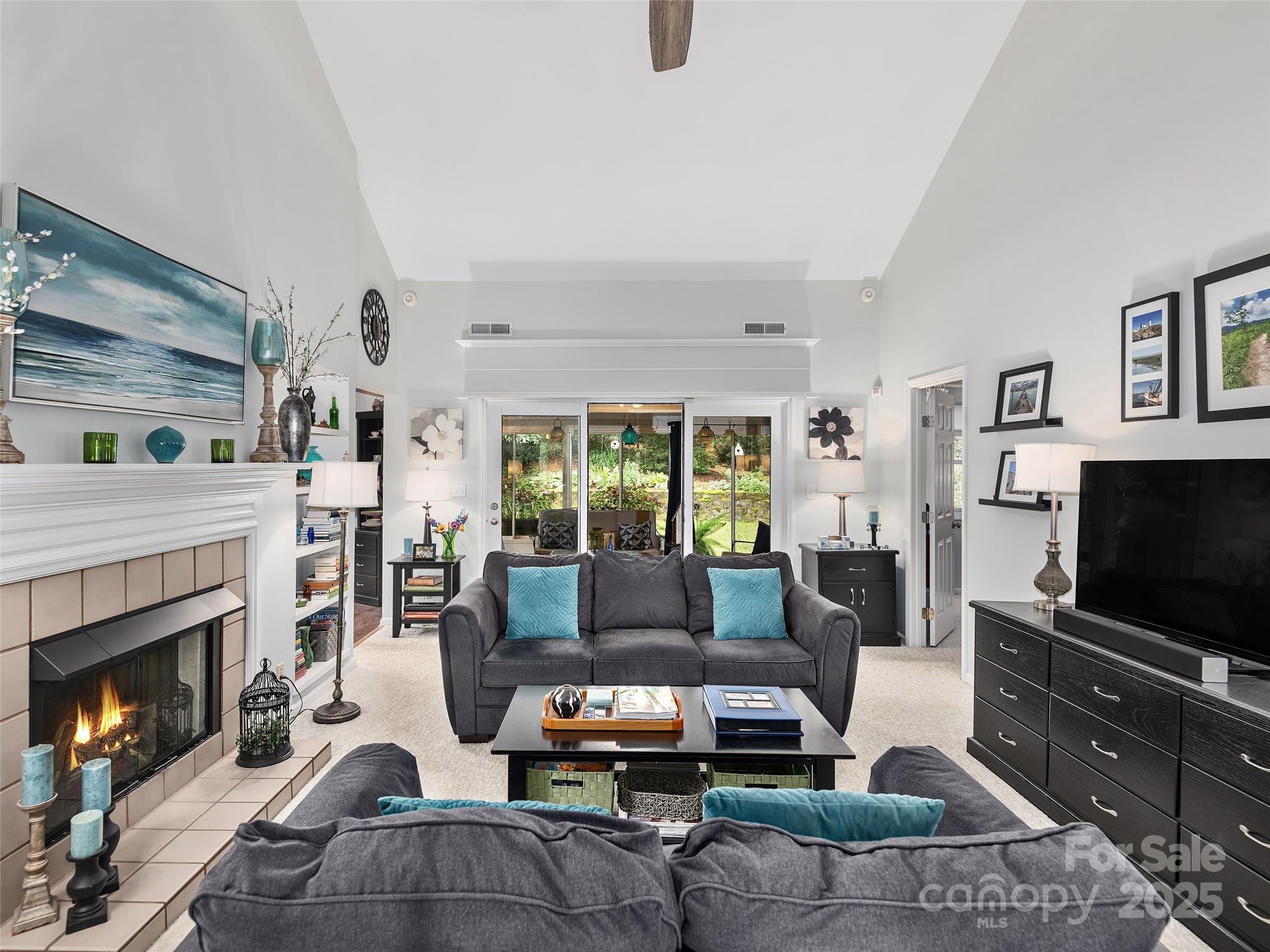 22 Cedarcliff Circle