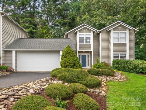 22 Cedarcliff Circle Asheville NC 28803