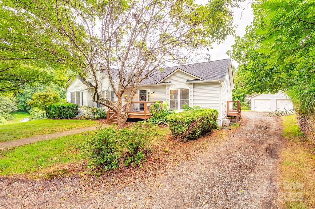 215 Green Meadow Lane