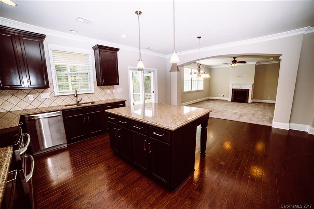 Lake Ridge - Residential