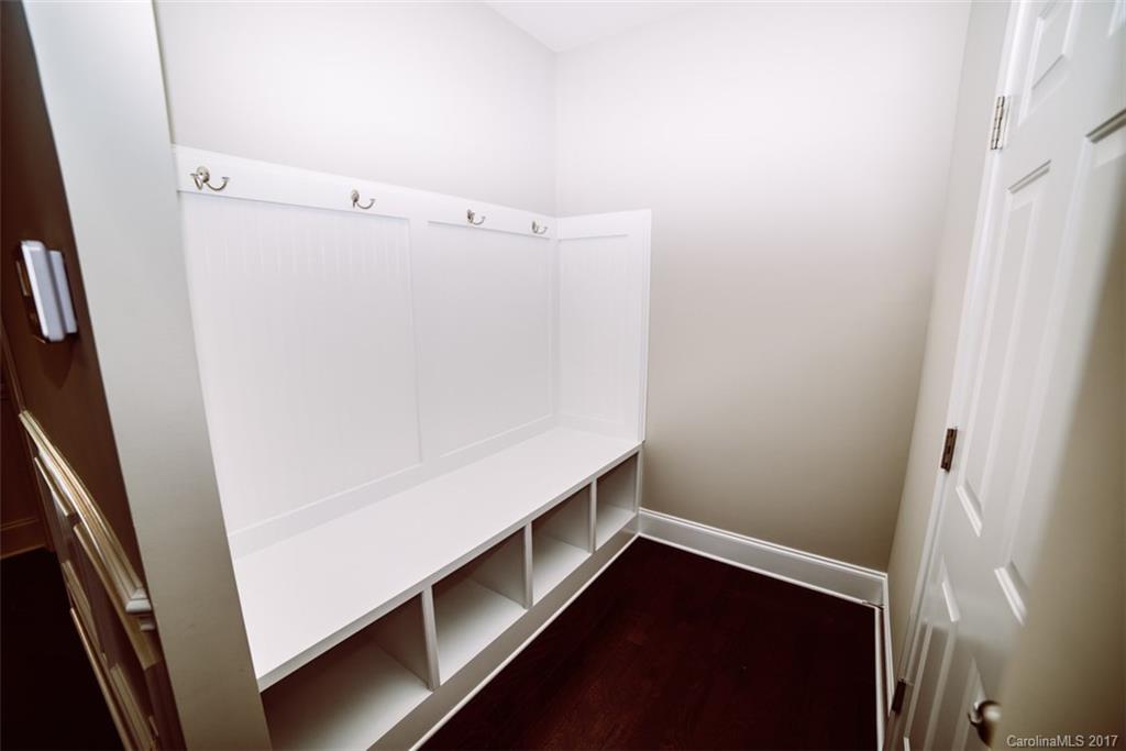 Lake Ridge - Residential