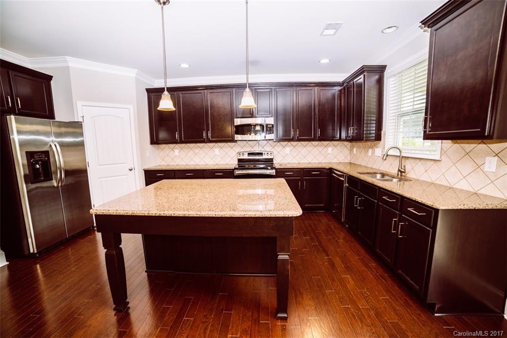 Lake Ridge - Residential