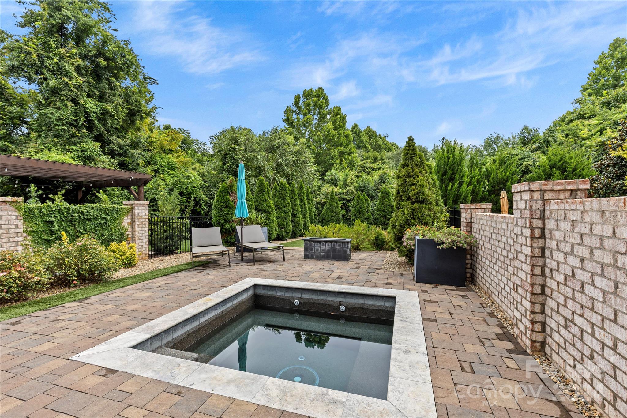 The Fountains - Residential