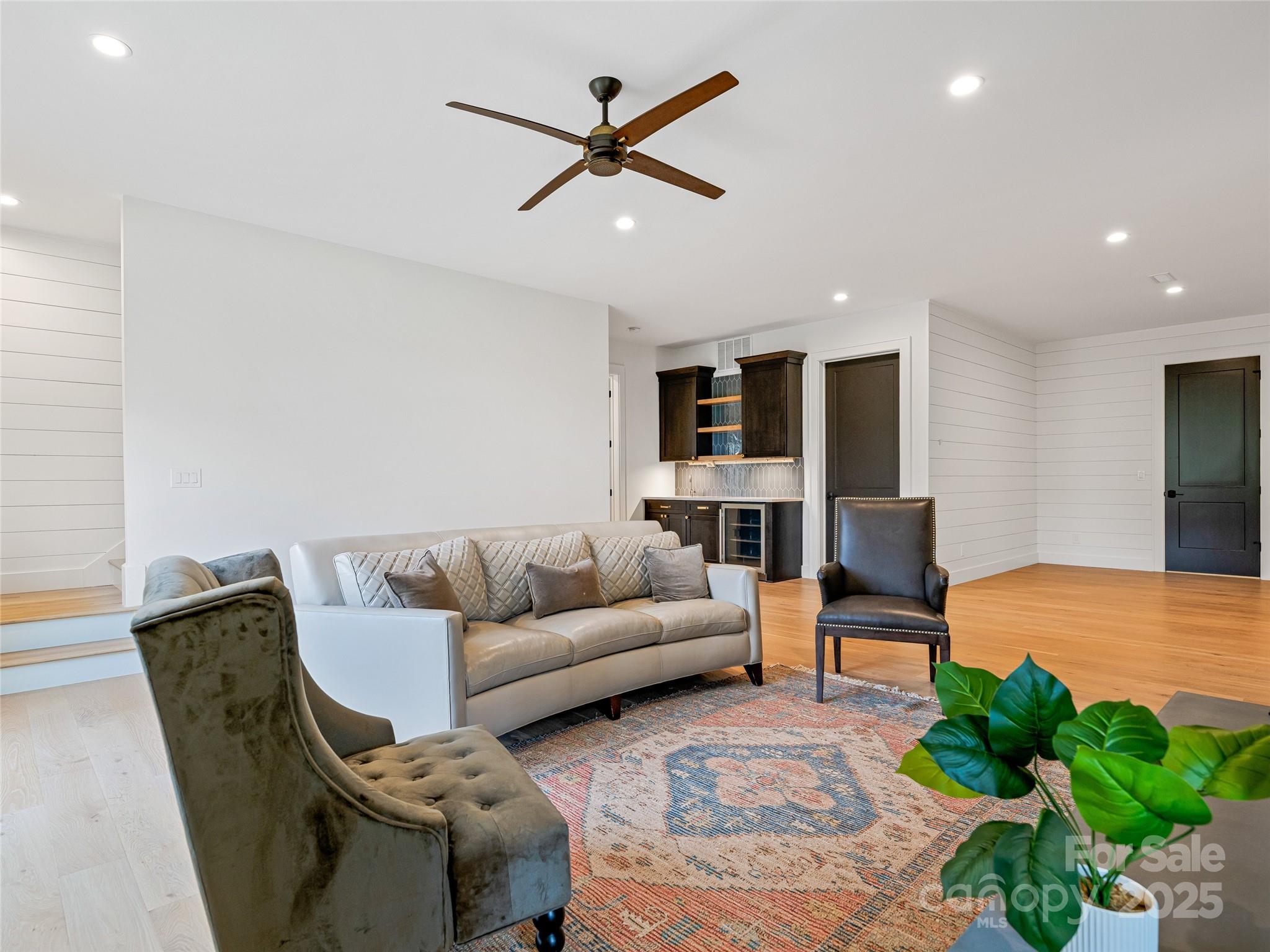 Sherwood Heights - Residential