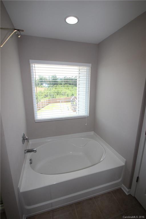 The Oaks Of Landis - Residential