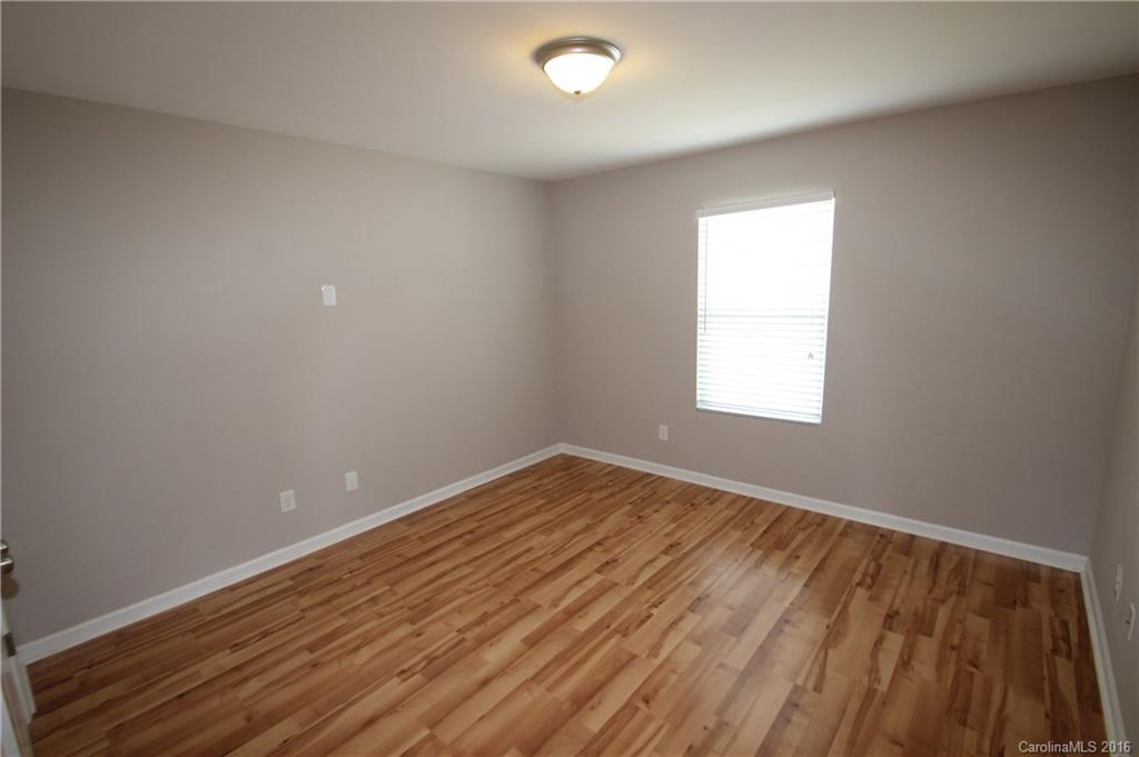 The Oaks Of Landis - Residential