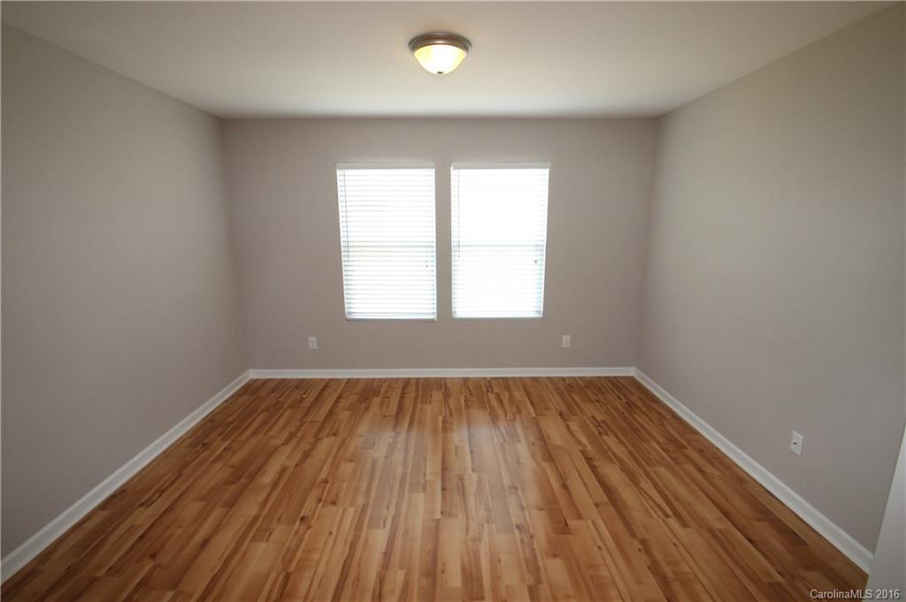 The Oaks Of Landis - Residential