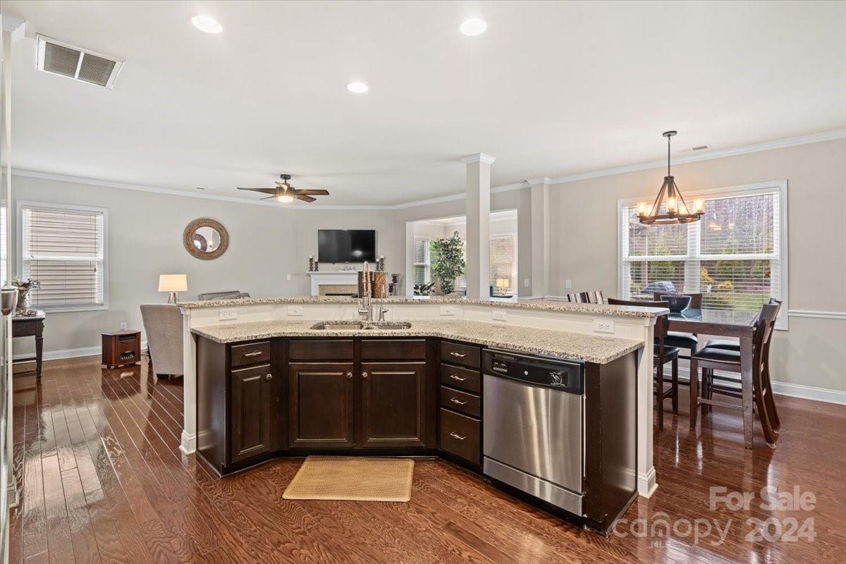 Amber Leigh - Residential