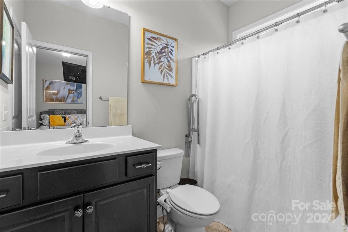 Amber Leigh - Residential